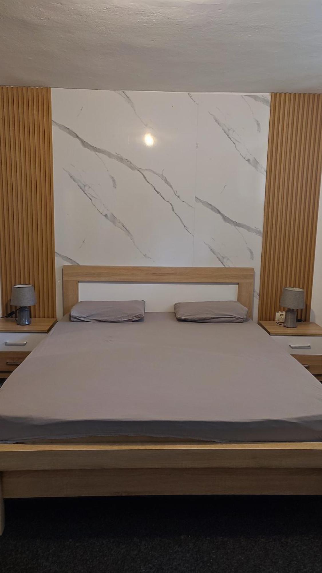 V&J Apartments Подгориця Екстер'єр фото
